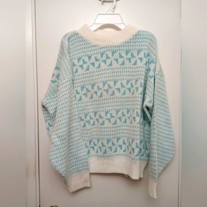 Acrylic sweater size Large Cabin Creek